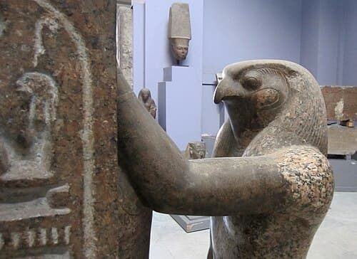 Golden Pendant of Osorkon II — image 19