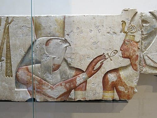 Golden Pendant of Osorkon II — image 5