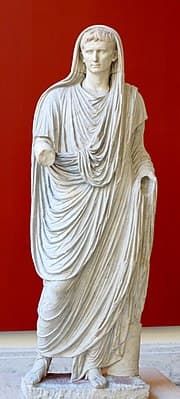 The Building of Eumachia — image 6