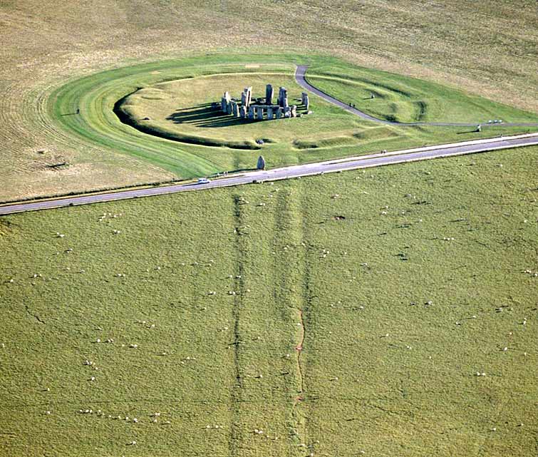 Stonehenge Stone Circle — image 7