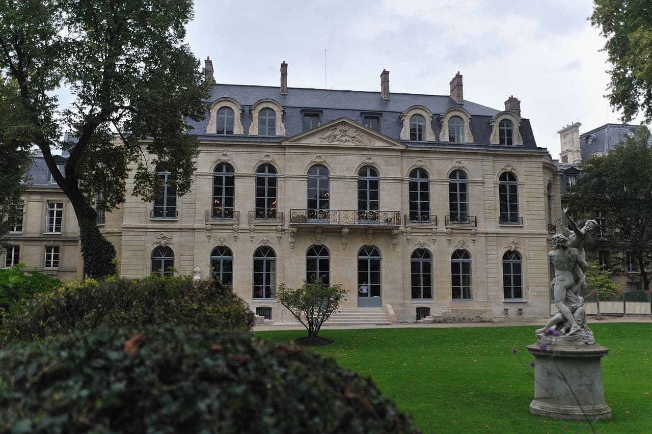 The Faubourg Saint Germain — image 10