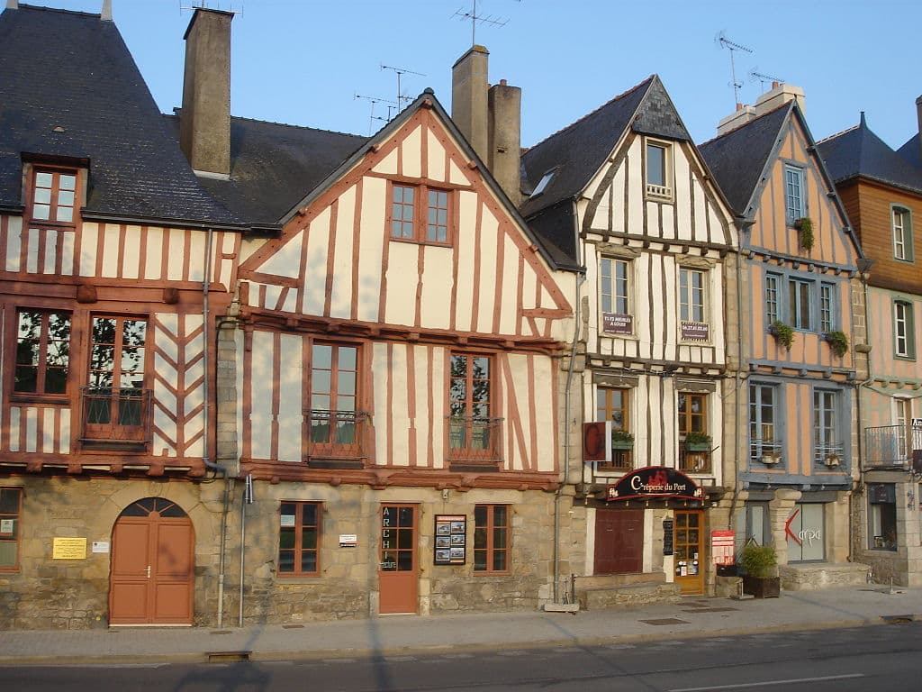 Medieval Townhouses — image 2